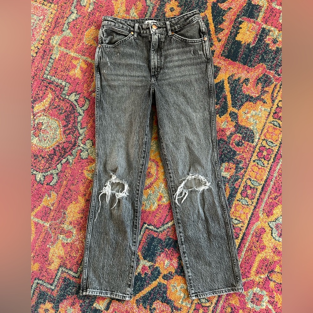Wrangler | Women’s Black Wash Wild West 603 Distressed Straight Leg Jeans Sz 26 - Picture 5 of 16